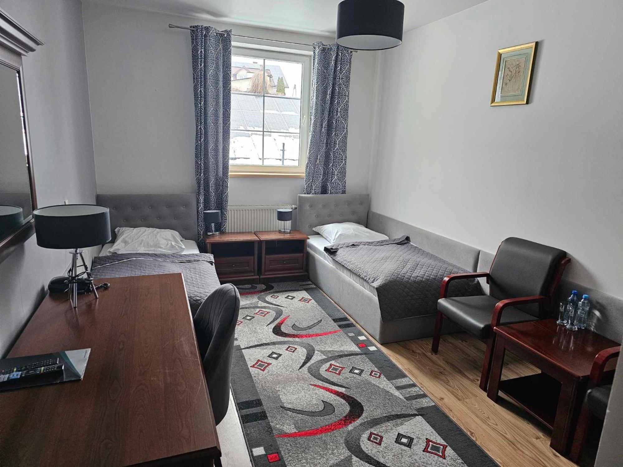 Hotel Agat Пётркув-Трыбунальский Экстерьер фото